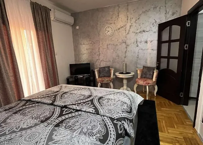 Place 8 Lejlighed Podgorica